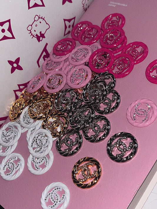 LUXURY CHANELLY CHARMZ