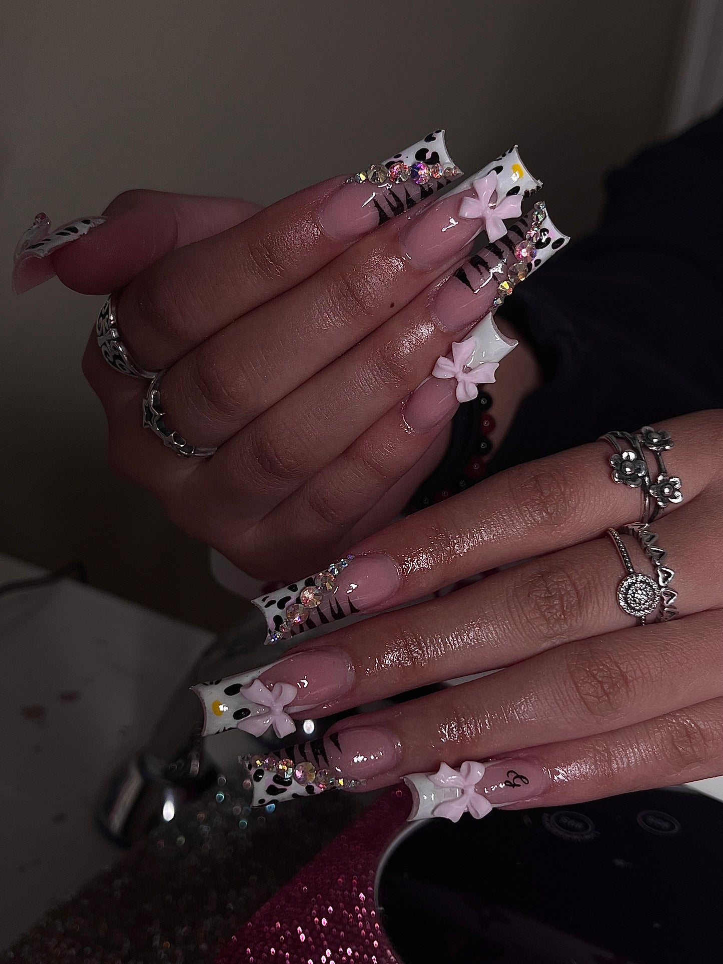 PRESSONZ STYLE “KITTY”