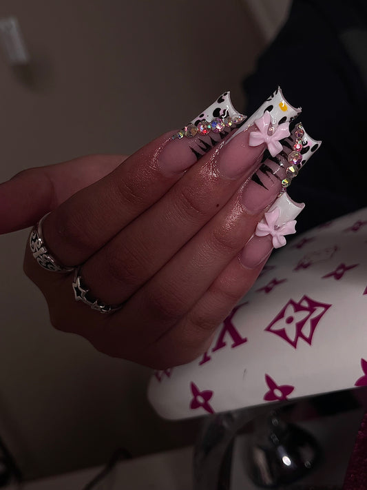 PRESSONZ STYLE “KITTY”